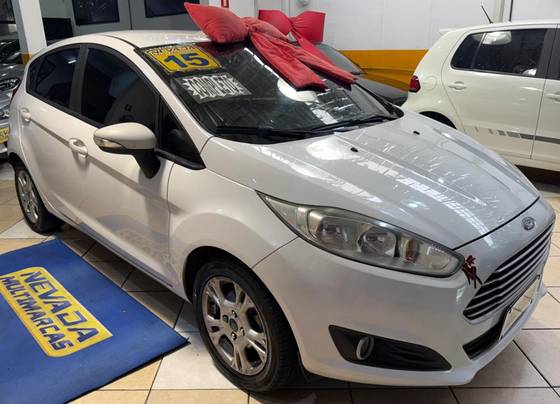 FORD FIESTA 1.5 SE HATCH 16V FLEX 4P MANUAL FORD FIESTA 1.5 SE HATCH 16V FLEX 4P MANUAL